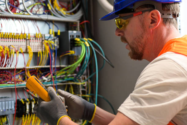 Best Electrical Repair Services  in St Francis, WI
